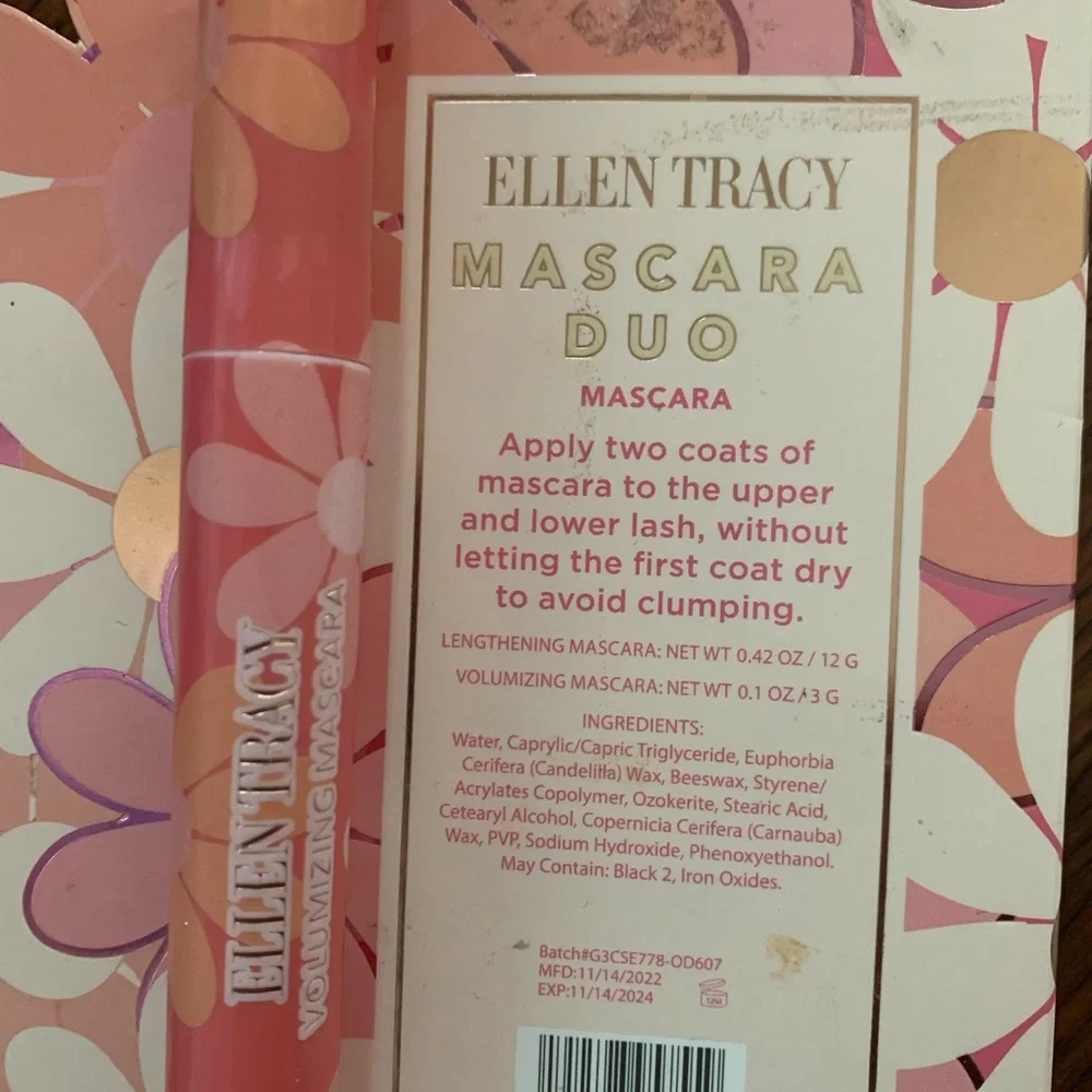 New Ellen Tracy Volumizing Mascara